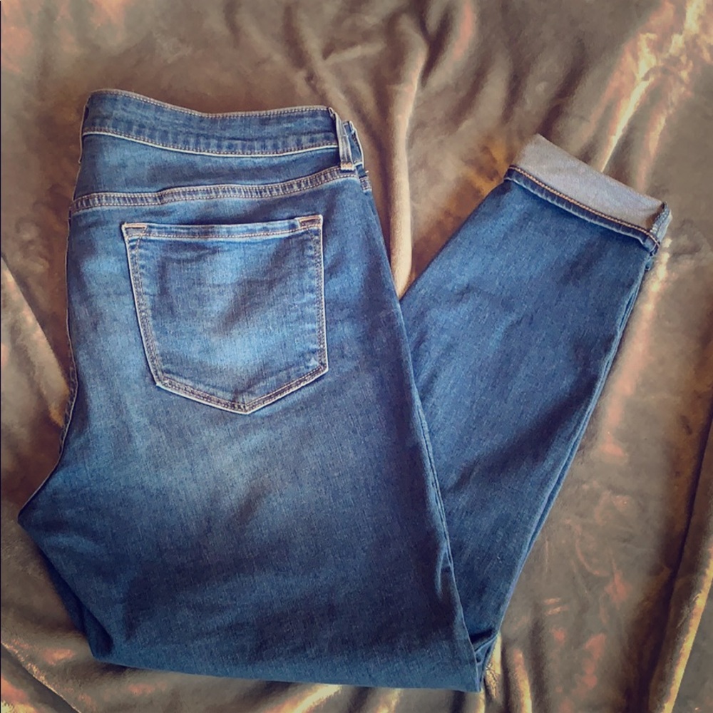 Old Navy Rockstar Super Skinny ankle length jeans